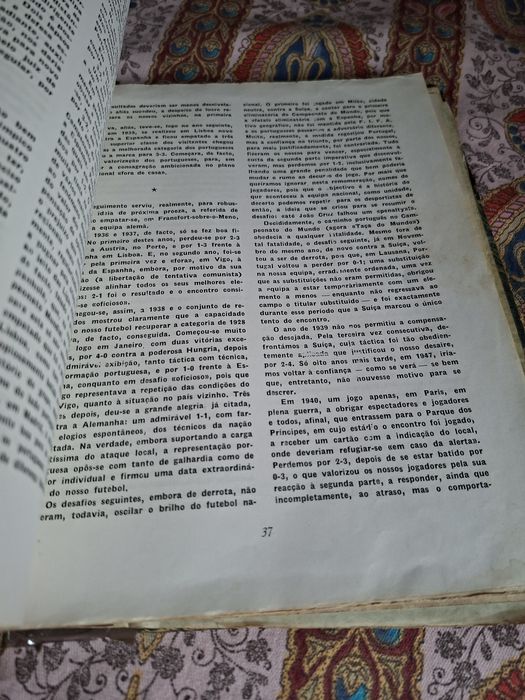 Livro de 1964 os 50 anos da Federação Portuguesa de Futebol