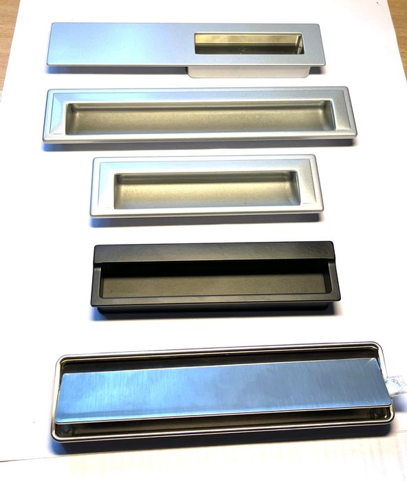 Меблеві ручки врізні Італія