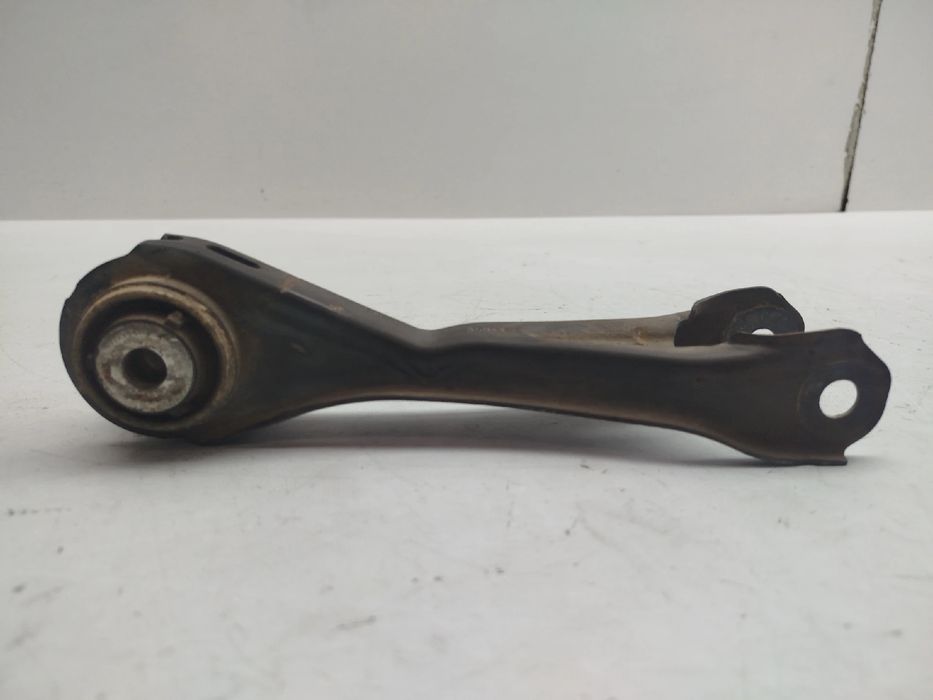 Braço de suspensão trás esquerdo MERCEDES-BENZ Classe A (W176)