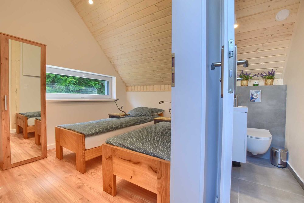 Osada Pod Maliną - Nowy Domek nad Rzeką z Jacuzzi !