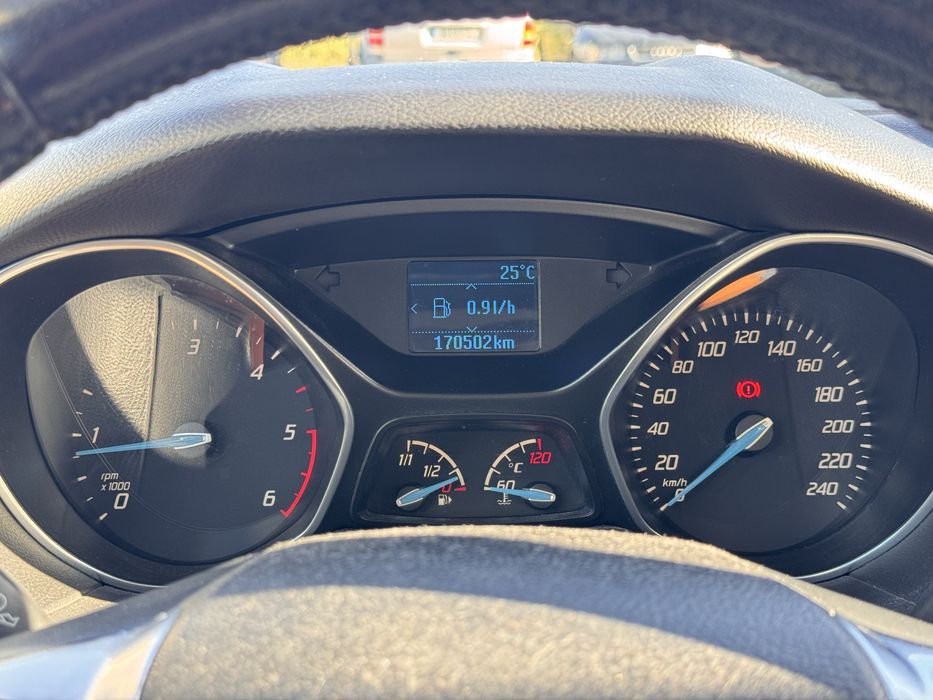Ford Focus 2013 SW 1.6 TDCi | Histórico de Manutenção Comprovado