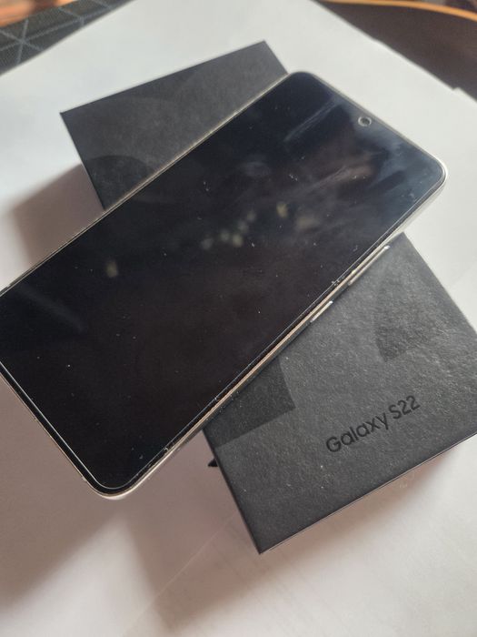 Samsung S22 128GB