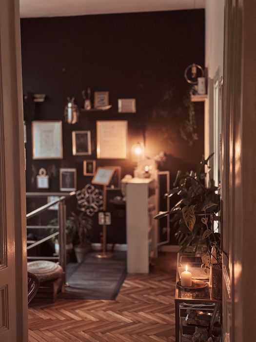 Krowoderska | Szlak | Wynajem stanowisk / co working tatuaż  / gabinet / studio w centrum / tatuaż, masaż, usługi