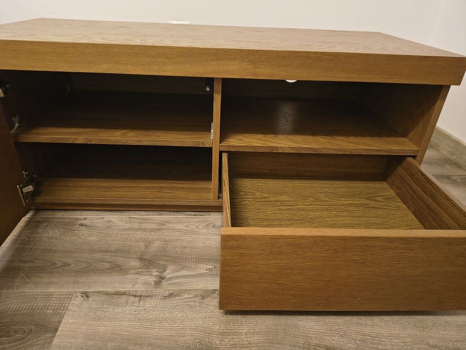 Szafka RTV marki Paged