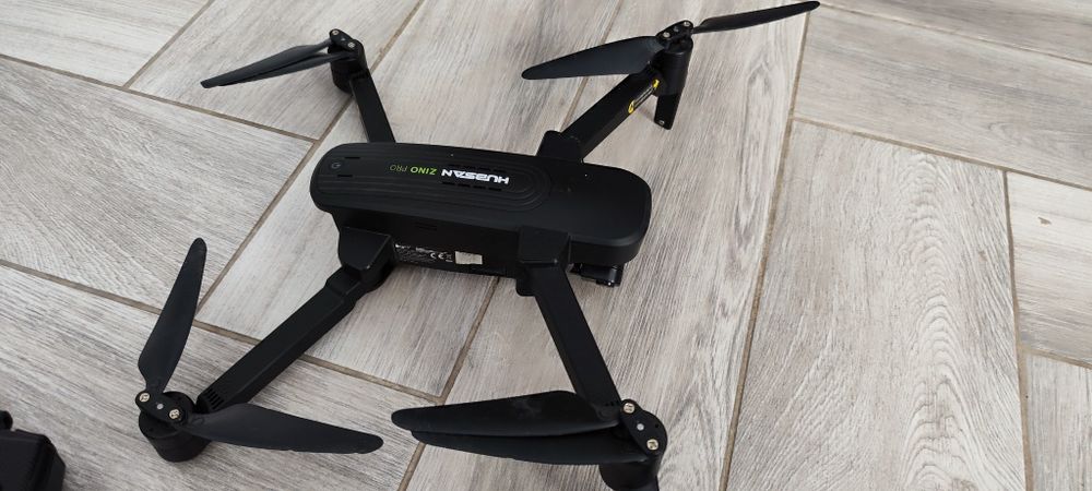 Dron Hubsan Zino Pro