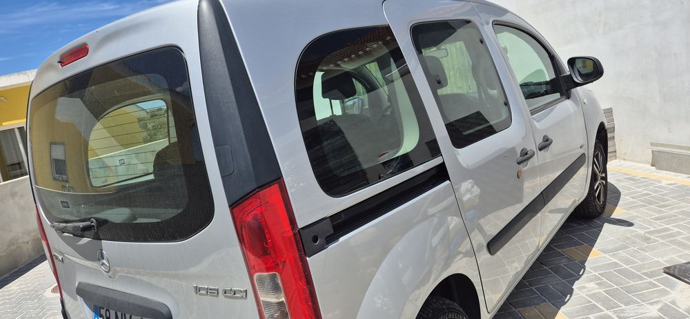 Mercedes citan 5 lugares