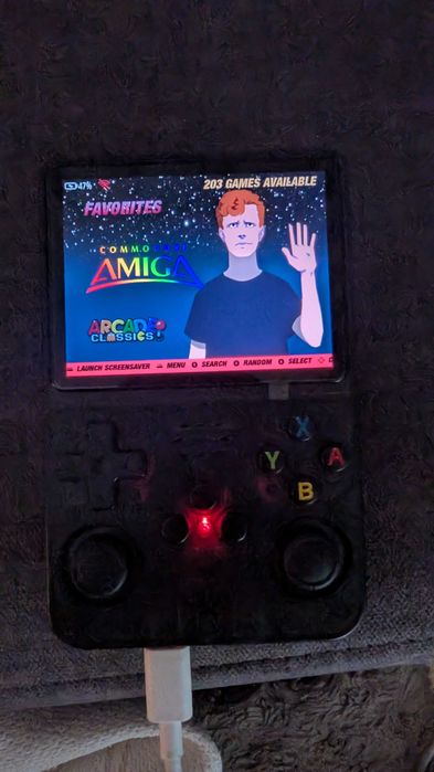 Consola Jogos Portátil R36S usada com jogos e cartoes de memoria