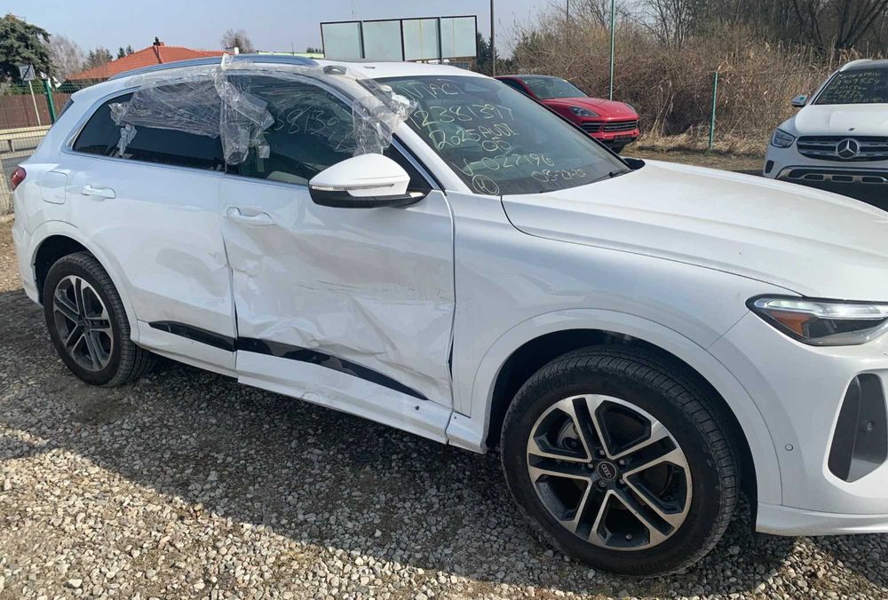 Бампер Audi Q5 8MA 2025 Шрот Розборка Ауді Ку5 III