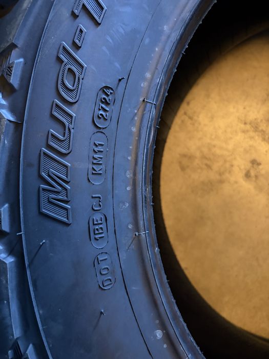 Pneu 265/60R18 Bfgoodrich KM3