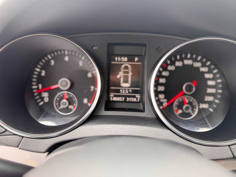 Volkswagen Golf 2011 - $8900