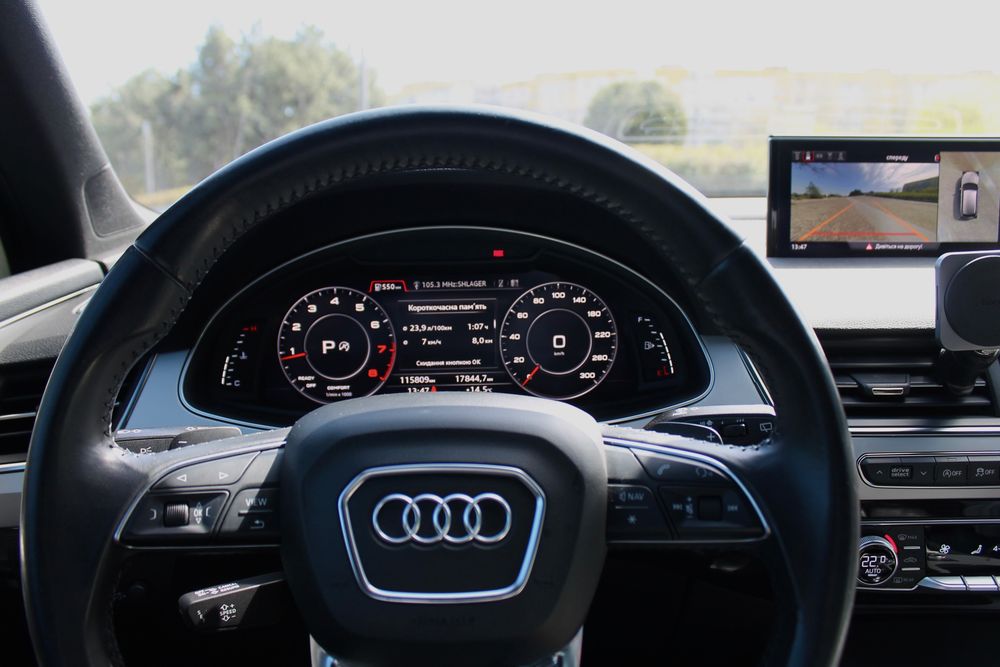 Продам автомобіль Audi Q7 2019 року