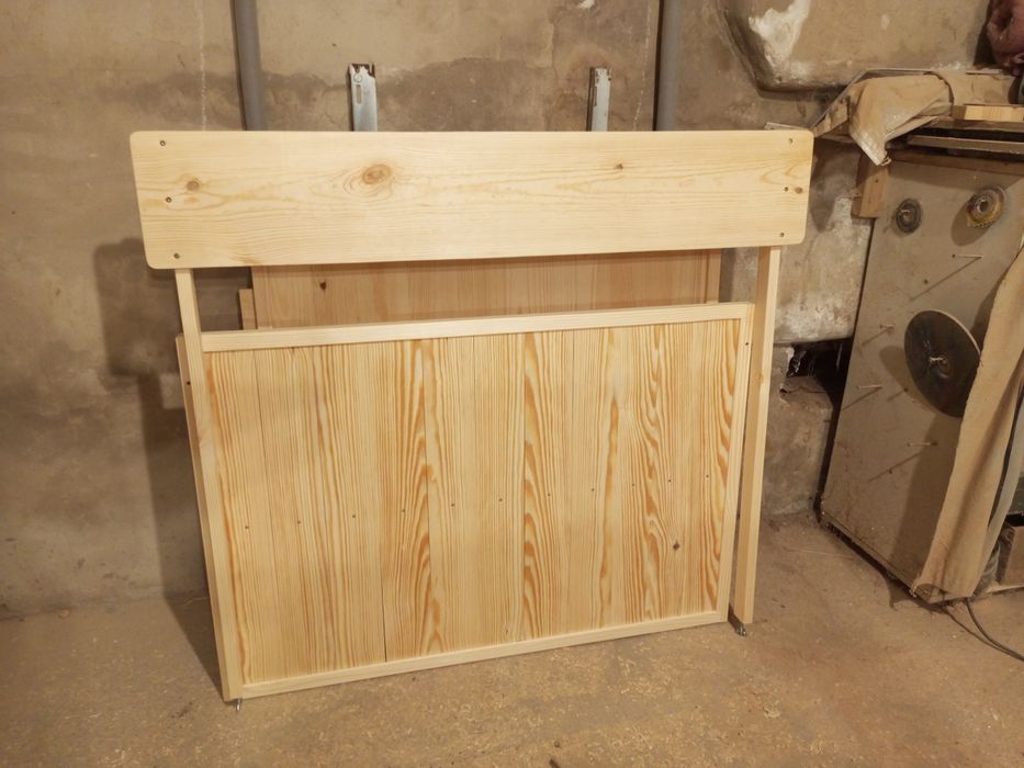 Деревянные лавочки, скамейки под заказ.