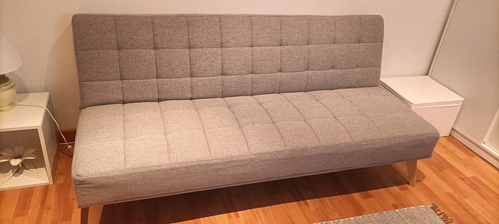 Sofa cama ( conforama ).  Modelo olivia.