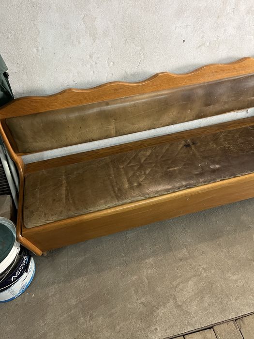 Уголок мебельный