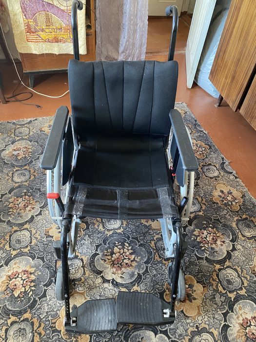 Кресло каталка інвалідне