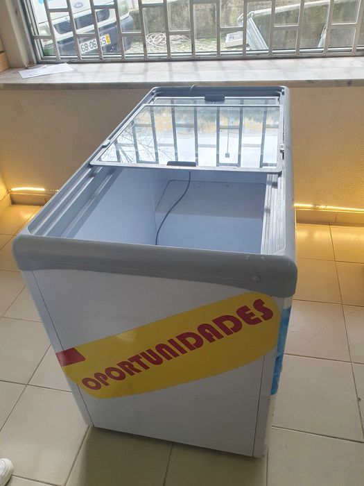 Arca de congelação horizontal