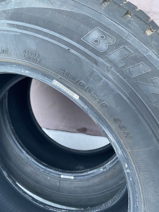 215/65/16 M+S Bridgestone 2 шт