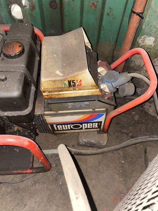 Генератор дизельный lombardini