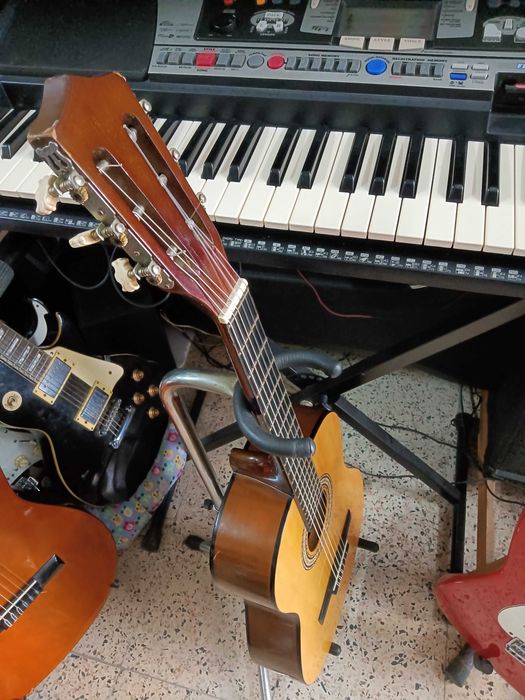Guitarra classica 3/4 como nova