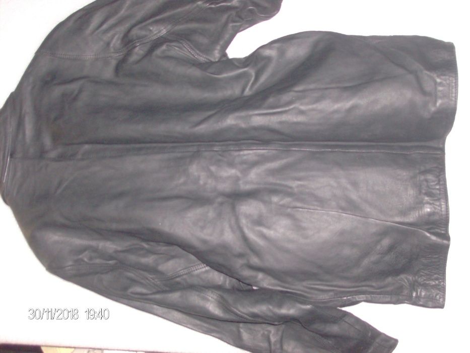 casaco de senhora em pele preto XXL