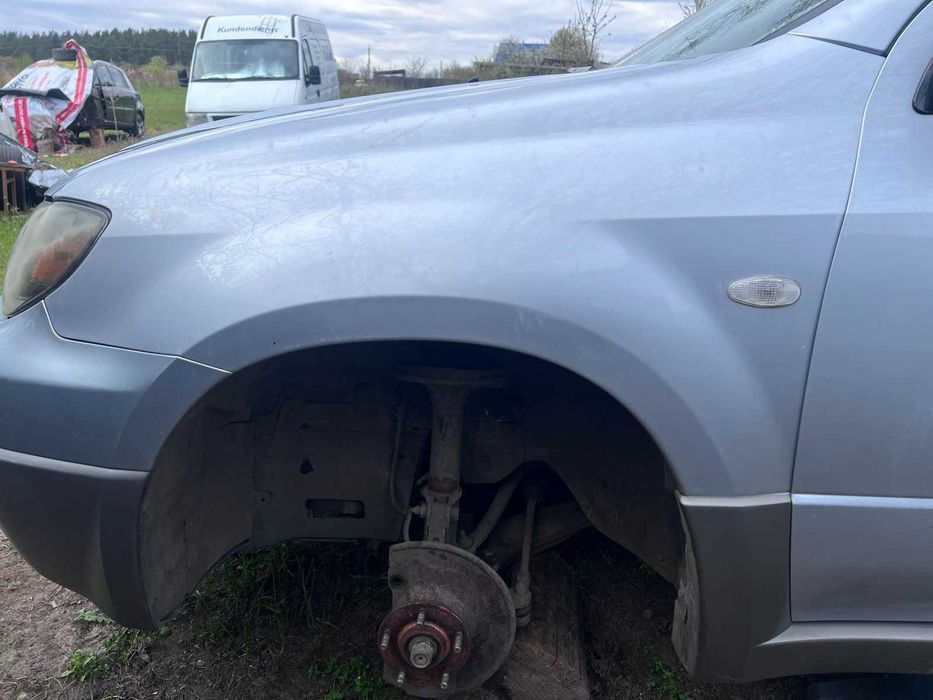 Ліве крило Mitsubishi Outlander 2003 код фарби А31