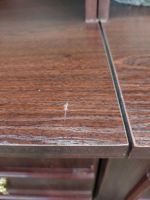 Стенка в комнату