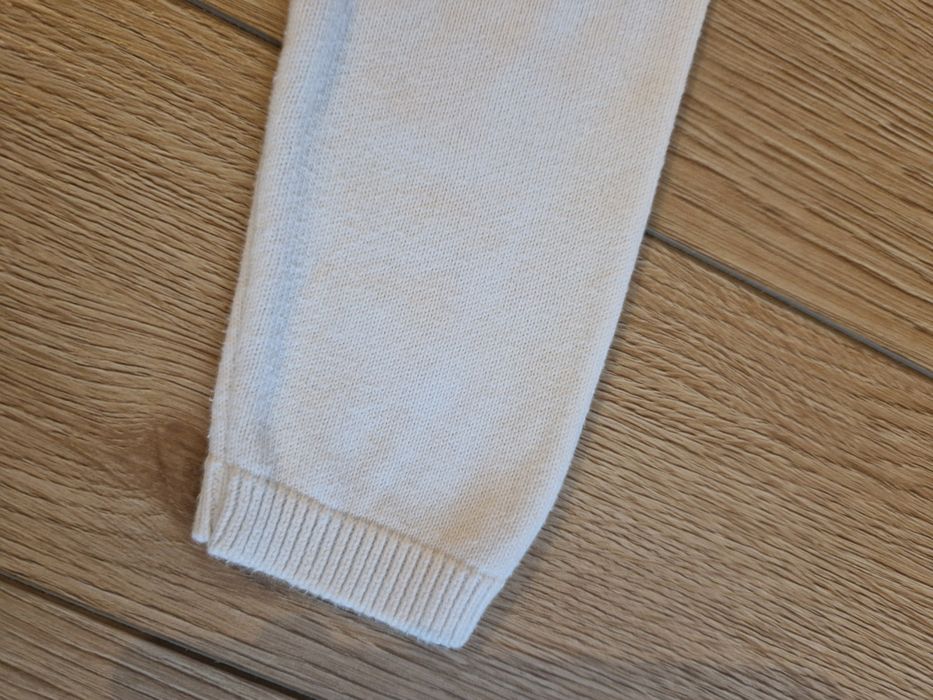 Rozpinany sweterek biały 98