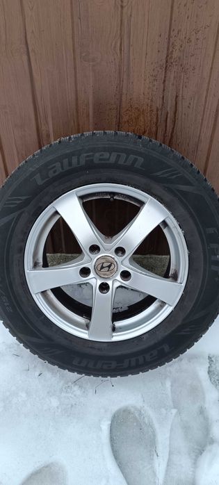 Felgi aluminiowe 16 cali do Hyundai IX35 + opony zimowe 2-letnie