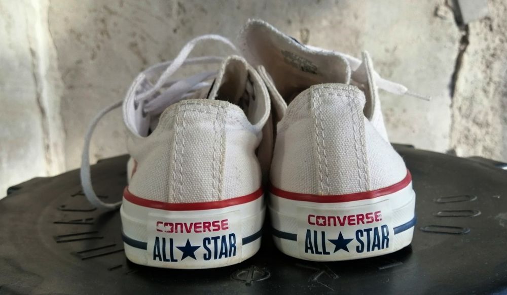 Продам кеди Converse