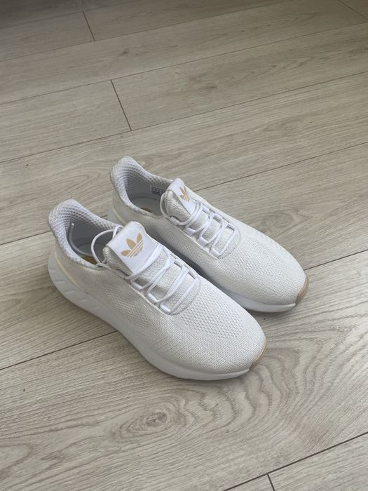 Кросівки adidas оригінал 41 розмір