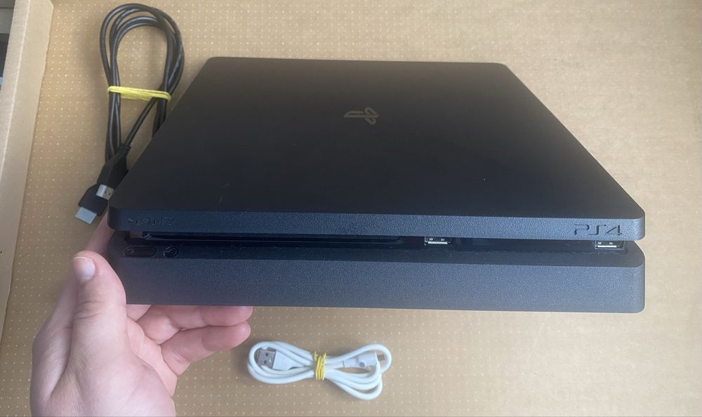 SonyPlayStation 4 slim/PS4 slim 1Tb