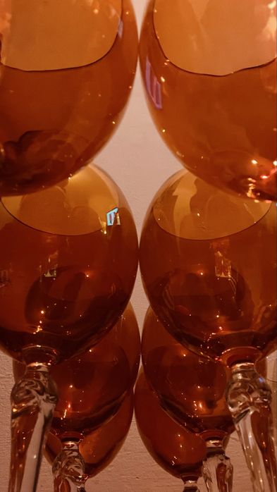 •	Conjunto de 8 Copos de Cristal Âmbar em Excelente Estado