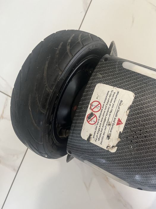 Продам гіроскутер 8,5” Off-Road у карбоновому стилі