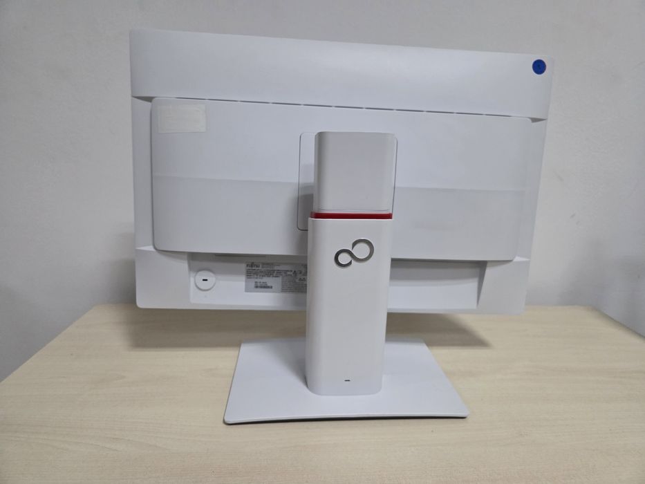 Монітор 24"  Fujitsu B24W-7/LED IPS/FULL HD/ ОПТ