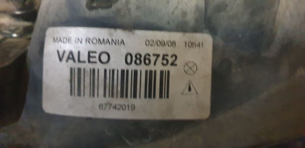 Lampa reflektor przód kpl. GOLF 4