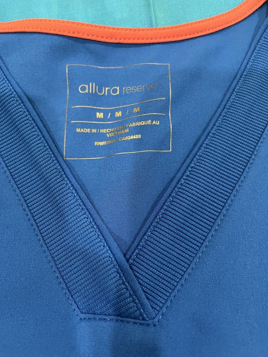 Медичний топ allura