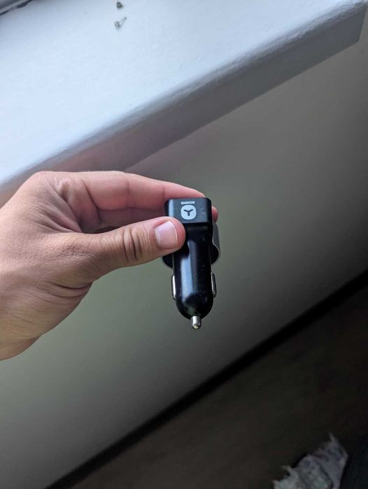 Transmissor Bluetooth para Rádio de Carro