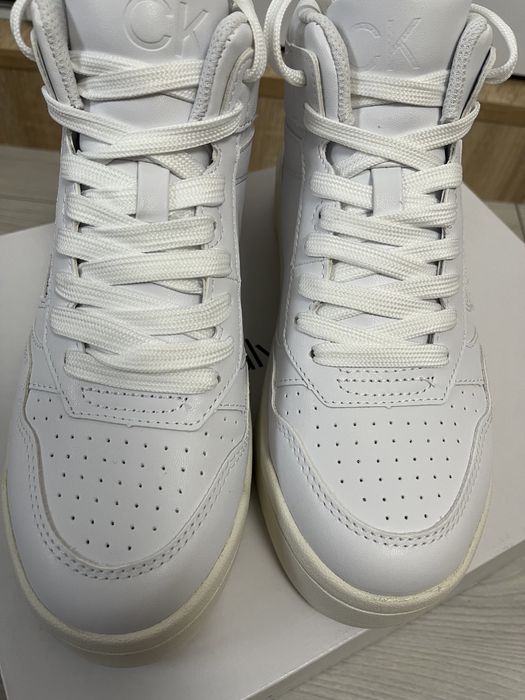Calvin Klein білі кросівки 38, US 7,5 хайтопи