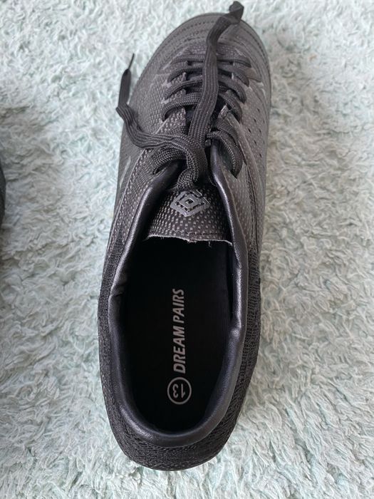 nowe korki piłkarskie dream pairs model akbomber