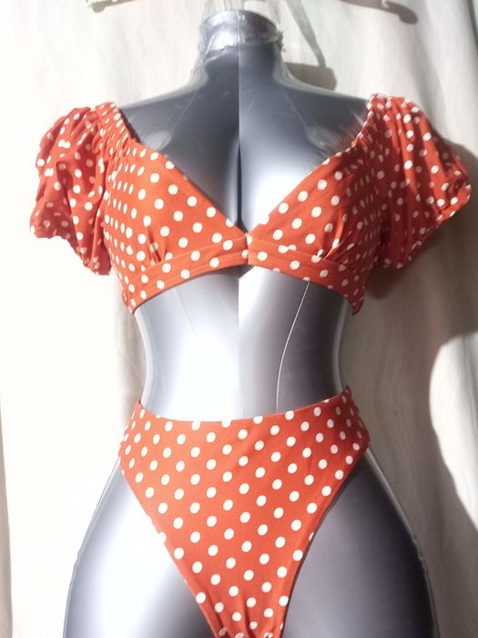 Bikinis e f banho