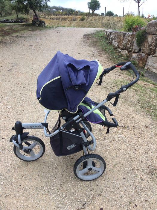 Carrinho de bebé da marca Bebé confort + Assessórios