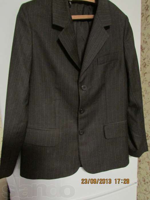 Костюм школа пиджак+брюки на мальчика школьный
