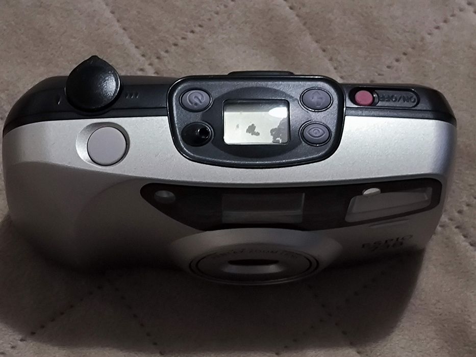 Aparat analogowy Pentax Espio 738,