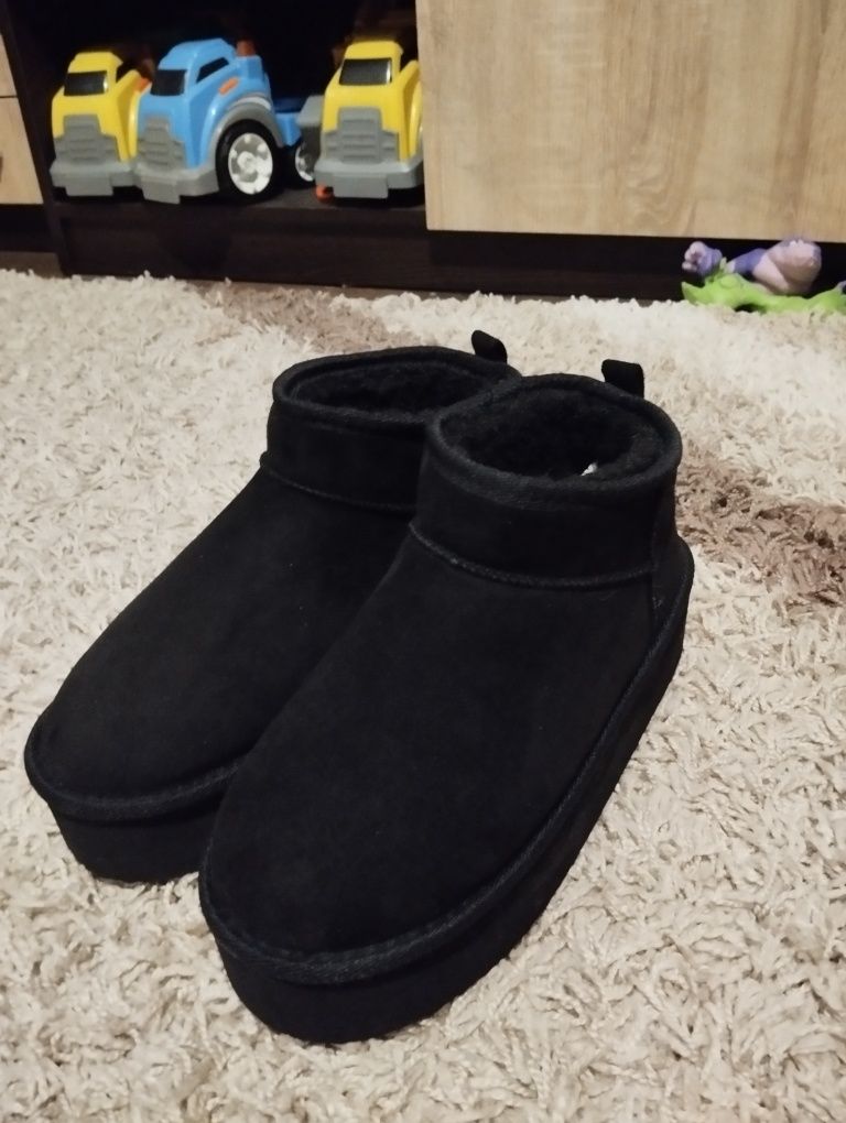 New yorker uggs best sale