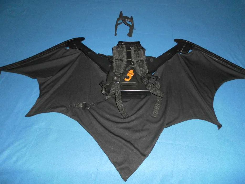 Asas e mascara carnaval Batman. (ver desconto no texto)