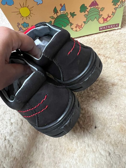 trzewiki skórzane czarne Mazurek rzepy roz 32/20,5 cm