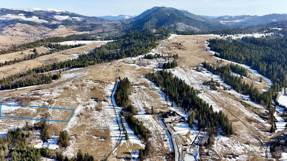 с.Волосянка 1 ГА за 3,7 км від GORO Mountain Resort | Панорамний вид на гори