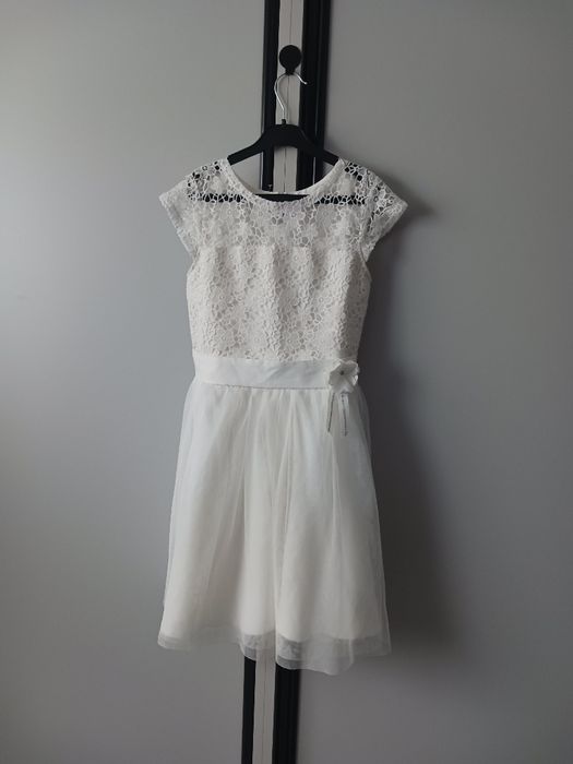 Biała sukienka okolicznościowa rozm. 140/146