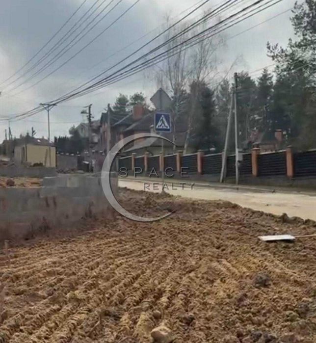 Продаж 2 поверхового будинку 450м2 з бомбосховищем, с. Гореничі