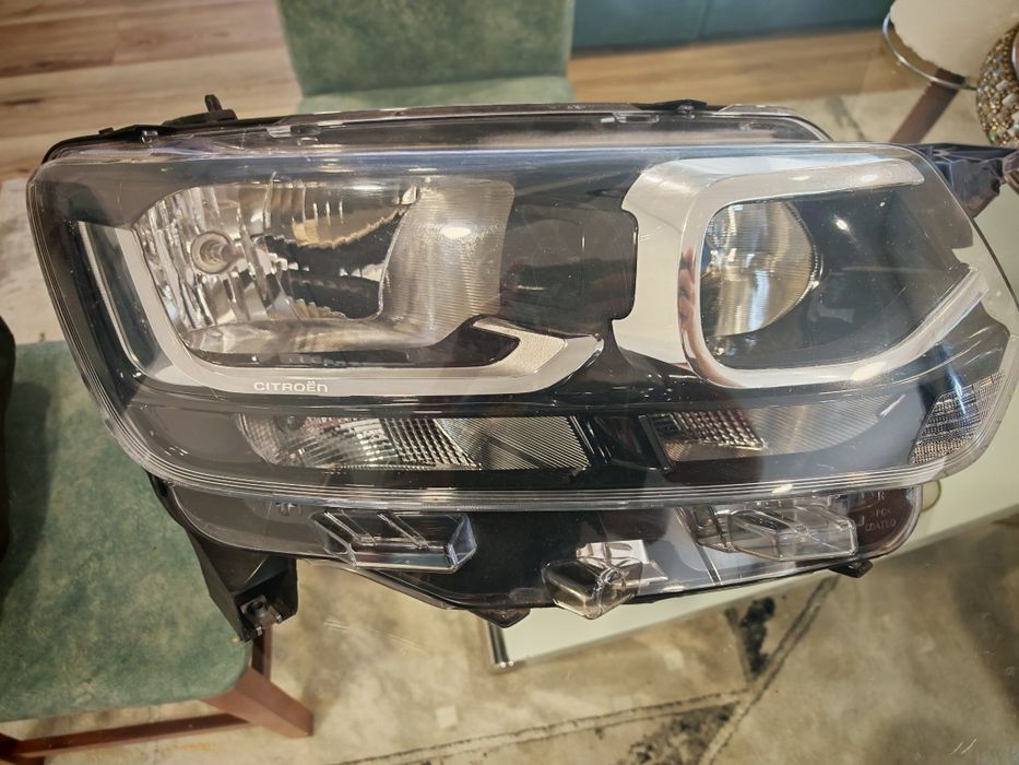 Faróis citroen Berlingo 2020